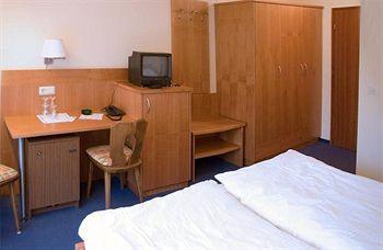 Hotel - Restaurant Jockel Freiensteinau 외부 사진